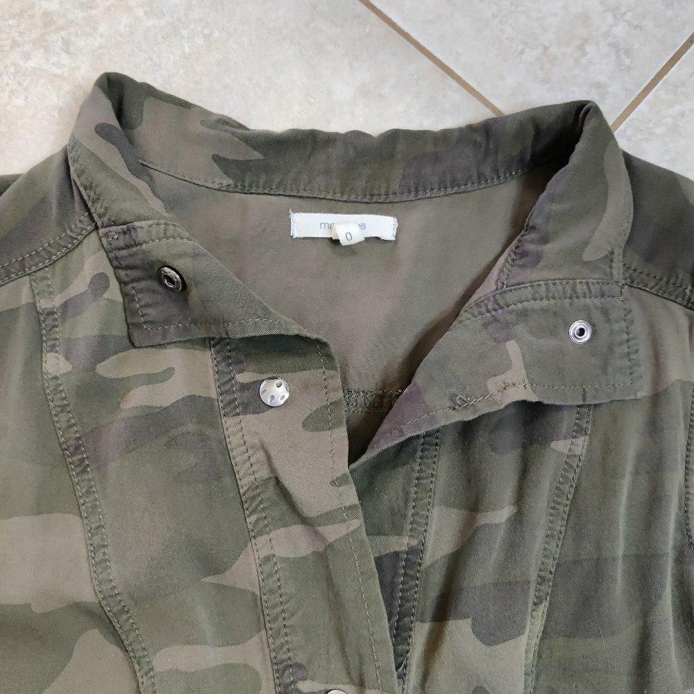 💎✨ Camo Utility Vest - Picture 5 of 5